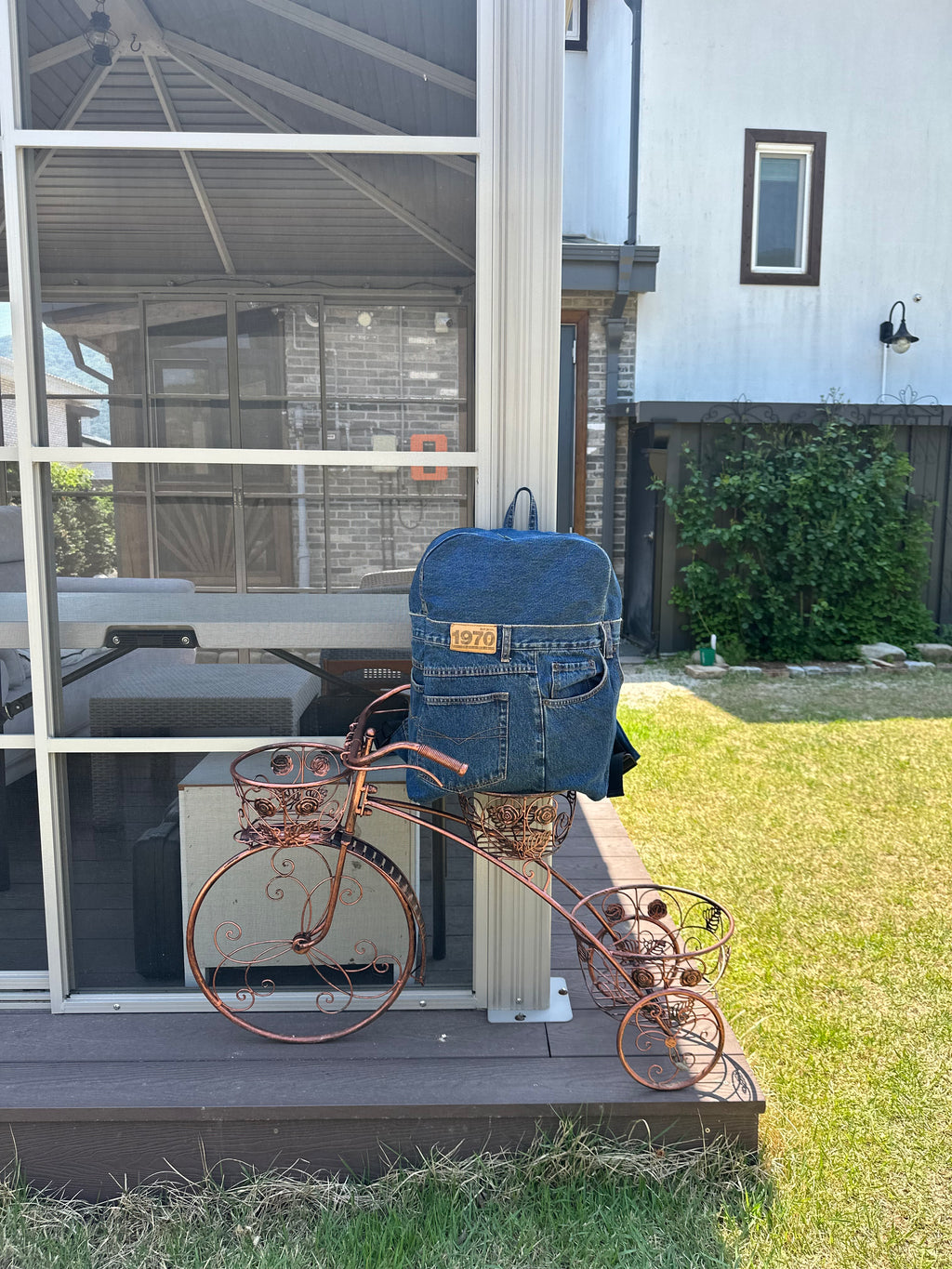 Real Blue Formal Male Upyclced Denim Backpack - Large / 리얼블루 포멀 남성 업사이클 데님 백팩 [라지]