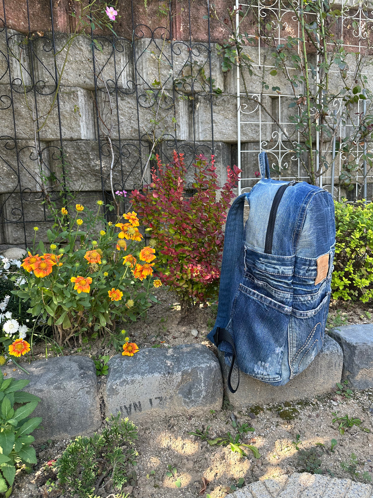 Clean Blue Male Upcycled Denim Backpack - Medium Large / 클린 워시 블루 남성 업사이클 데님 백팩 - [미디엄 라지]