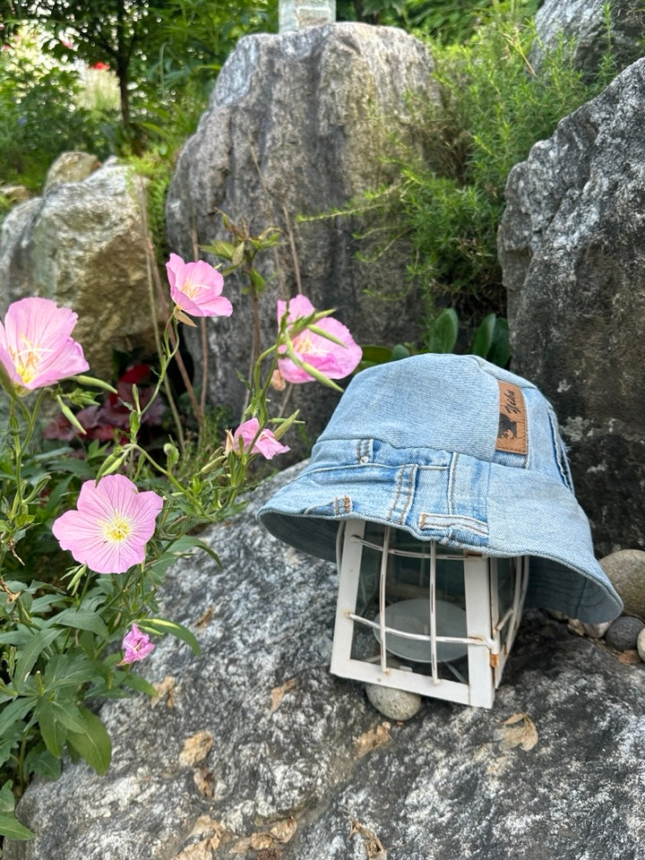 커스텀 업사이클 데님 버킷햇 Customized Upcycled Denim Bucket Hat