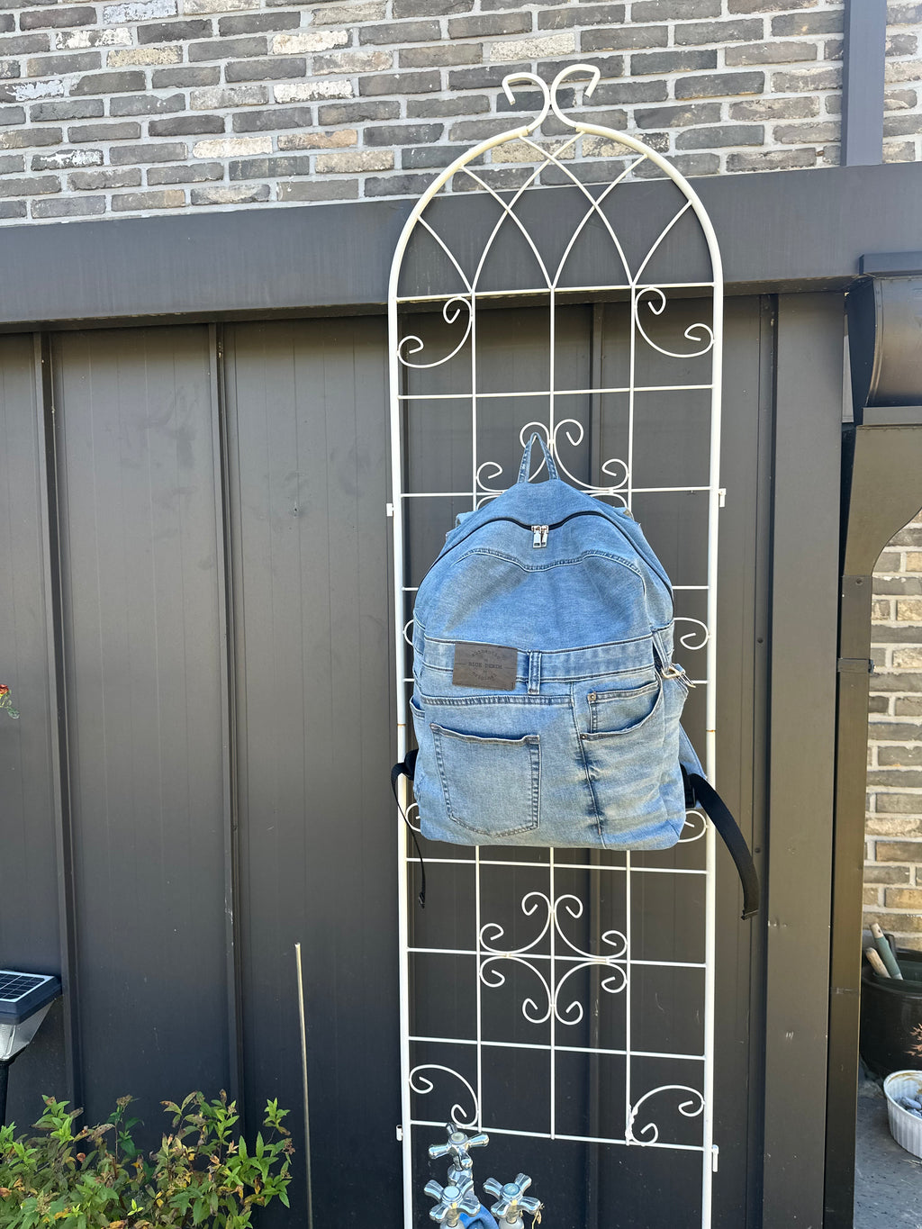 Premium Texture Upcycled Blue Denim - Large / 프리미엄 업사이클 블루 데님 [라지]