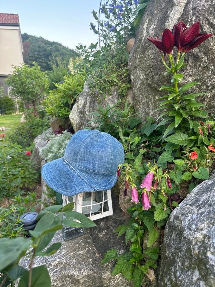 커스텀 업사이클 데님 버킷햇 Customized Upcycled Denim Bucket Hat