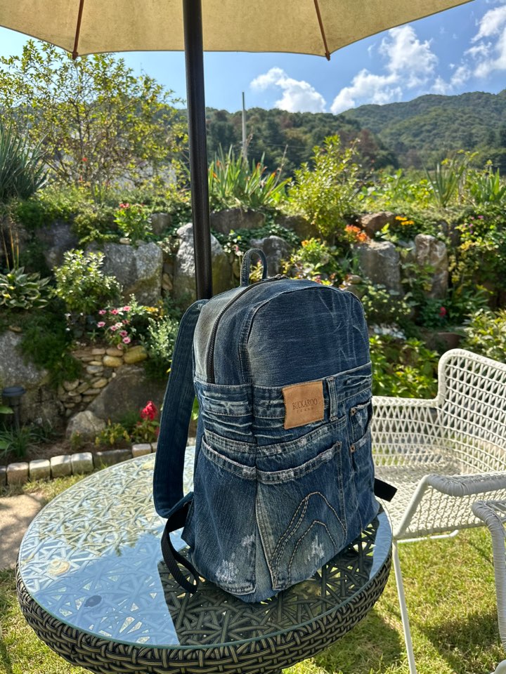 Clean Blue Male Upcycled Denim Backpack - Medium Large / 클린 워시 블루 남성 업사이클 데님 백팩 - [미디엄 라지]