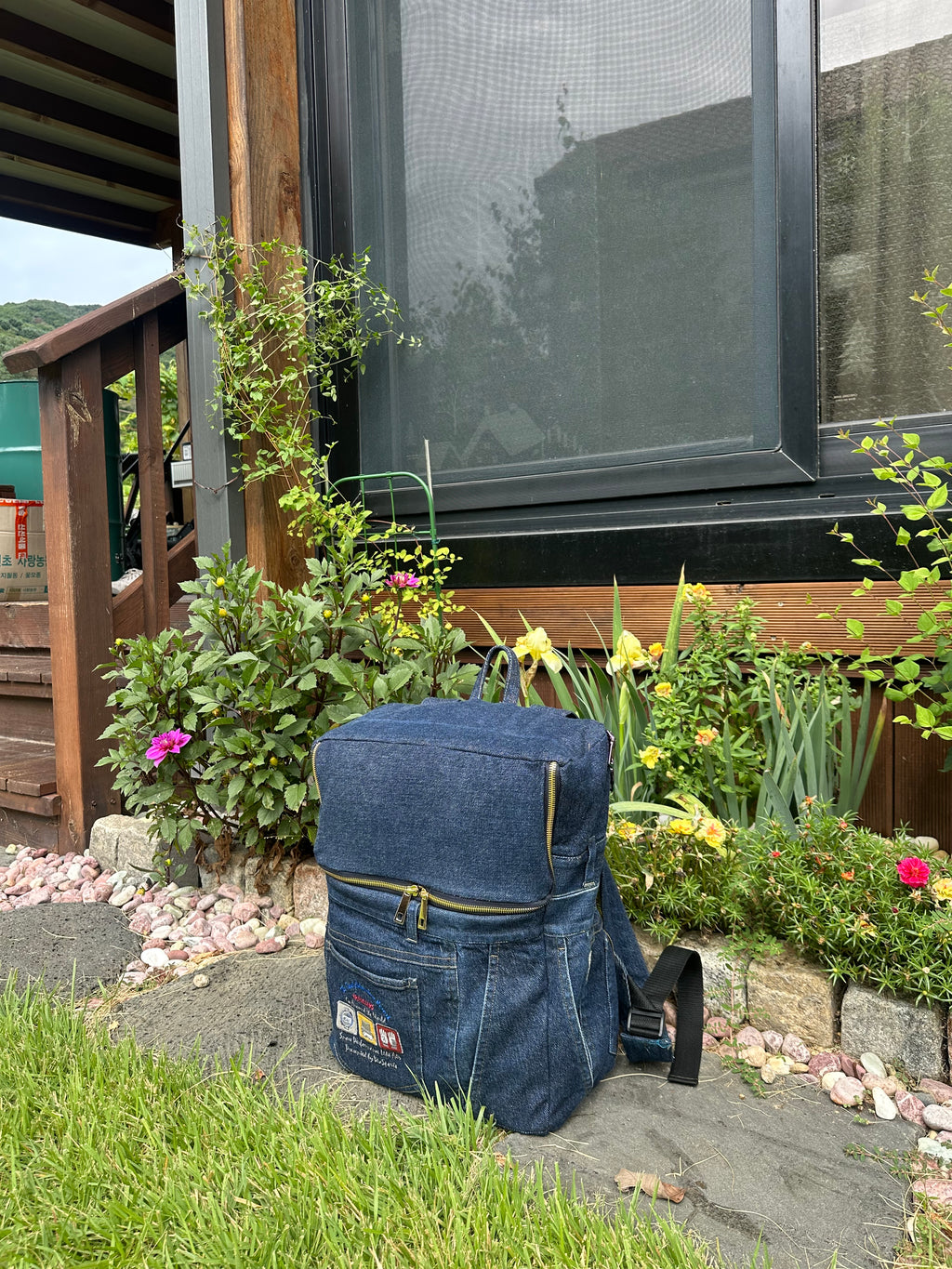 Cheong Ba-G Denim Backpack - Unisex / Cheong Ba-G 데님 백팩 [남녀공용]