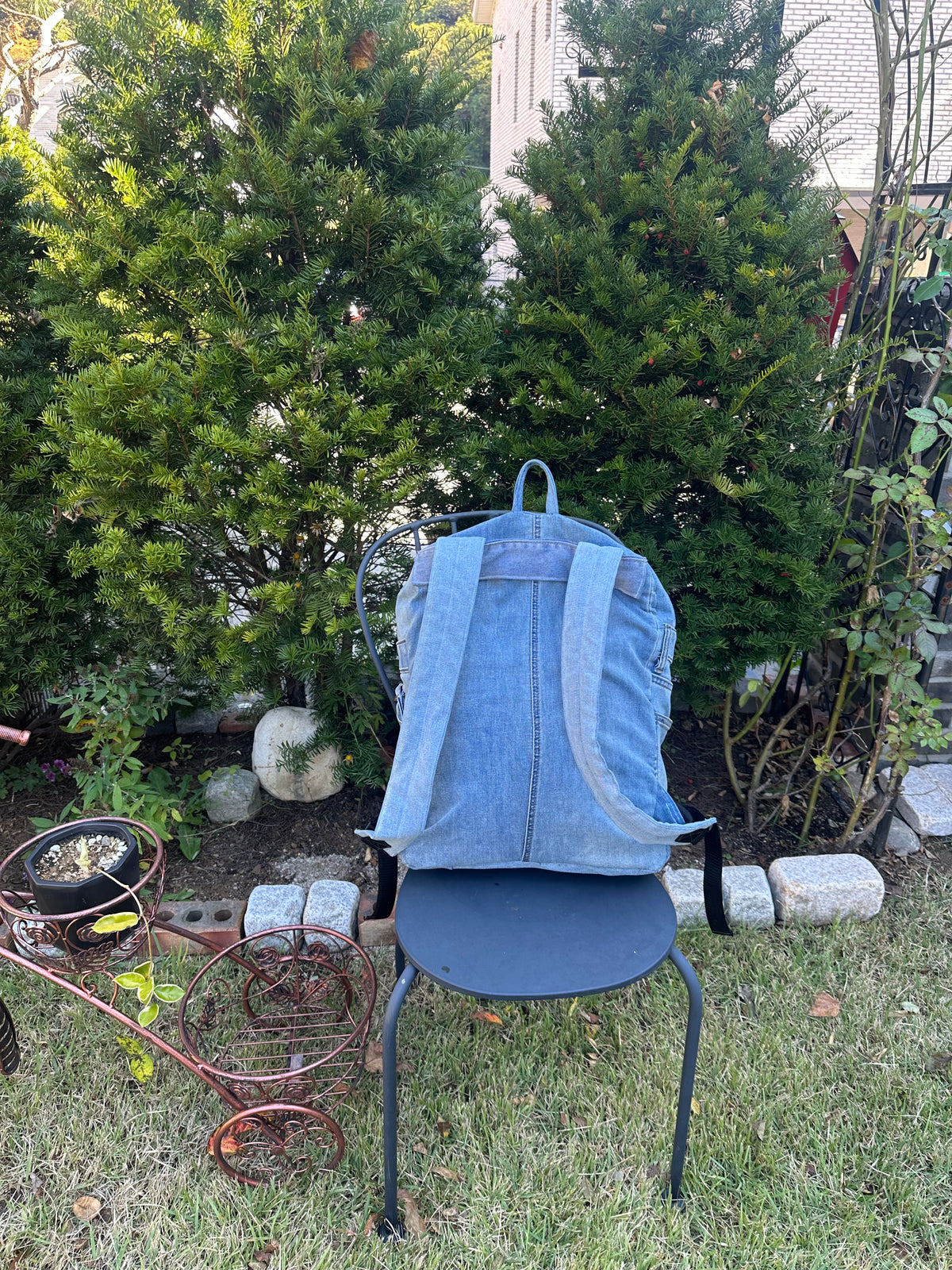 Premium Texture Upcycled Blue Denim - Large / 프리미엄 업사이클 블루 데님 [라지]