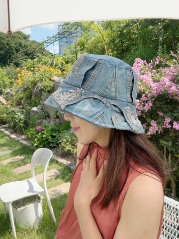 커스텀 업사이클 데님 버킷햇 Customized Upcycled Denim Bucket Hat